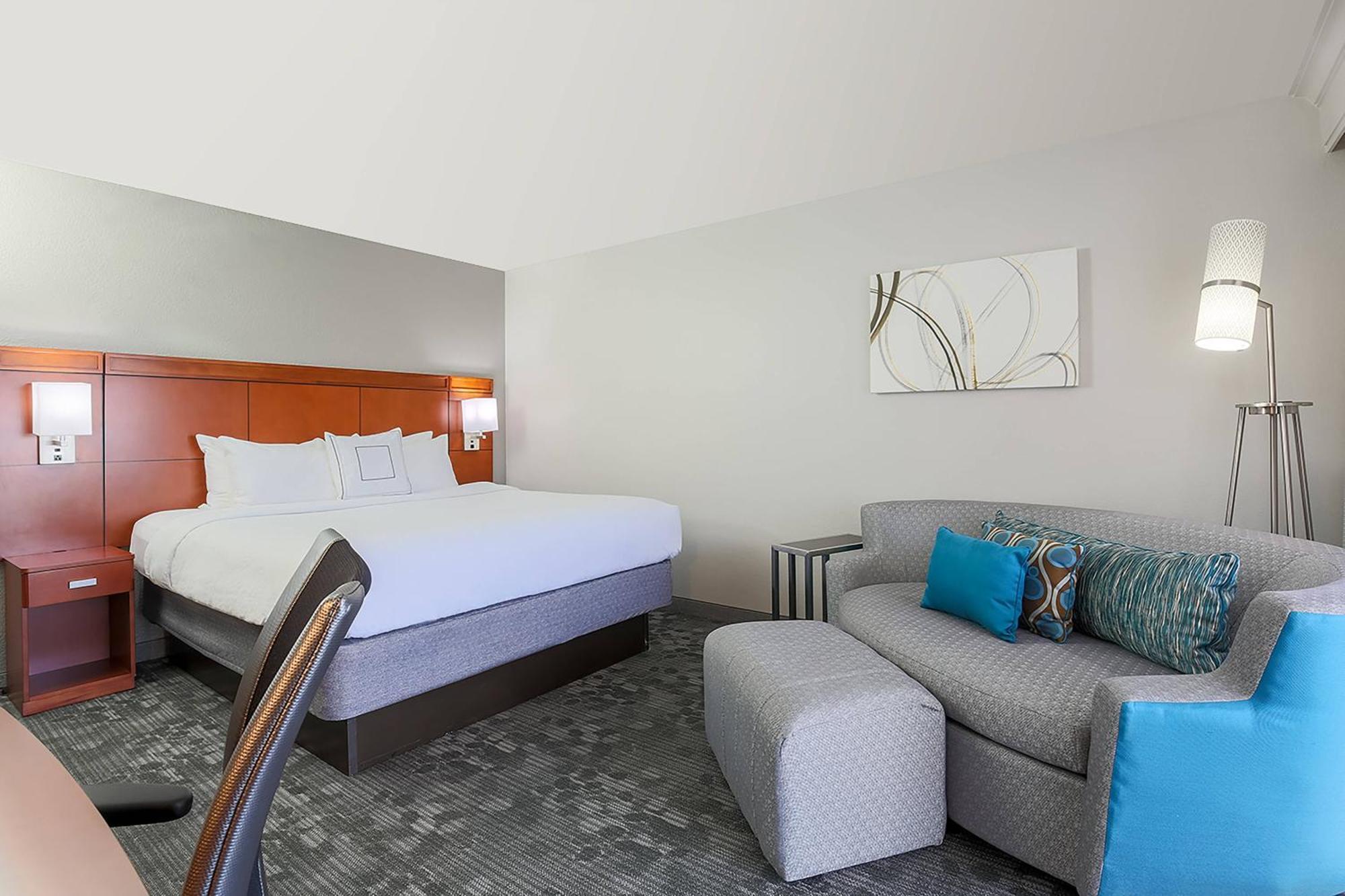 Courtyard By Marriott Monroe Airport Hotell Exteriör bild